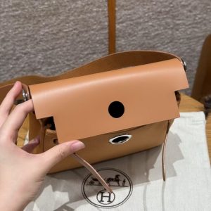 Hermes Mini Herbag Zip 20 Bag Handmade In Militaire Canvas and Hunter Cowhide Silver Hardware Naturel Sable - Image 13