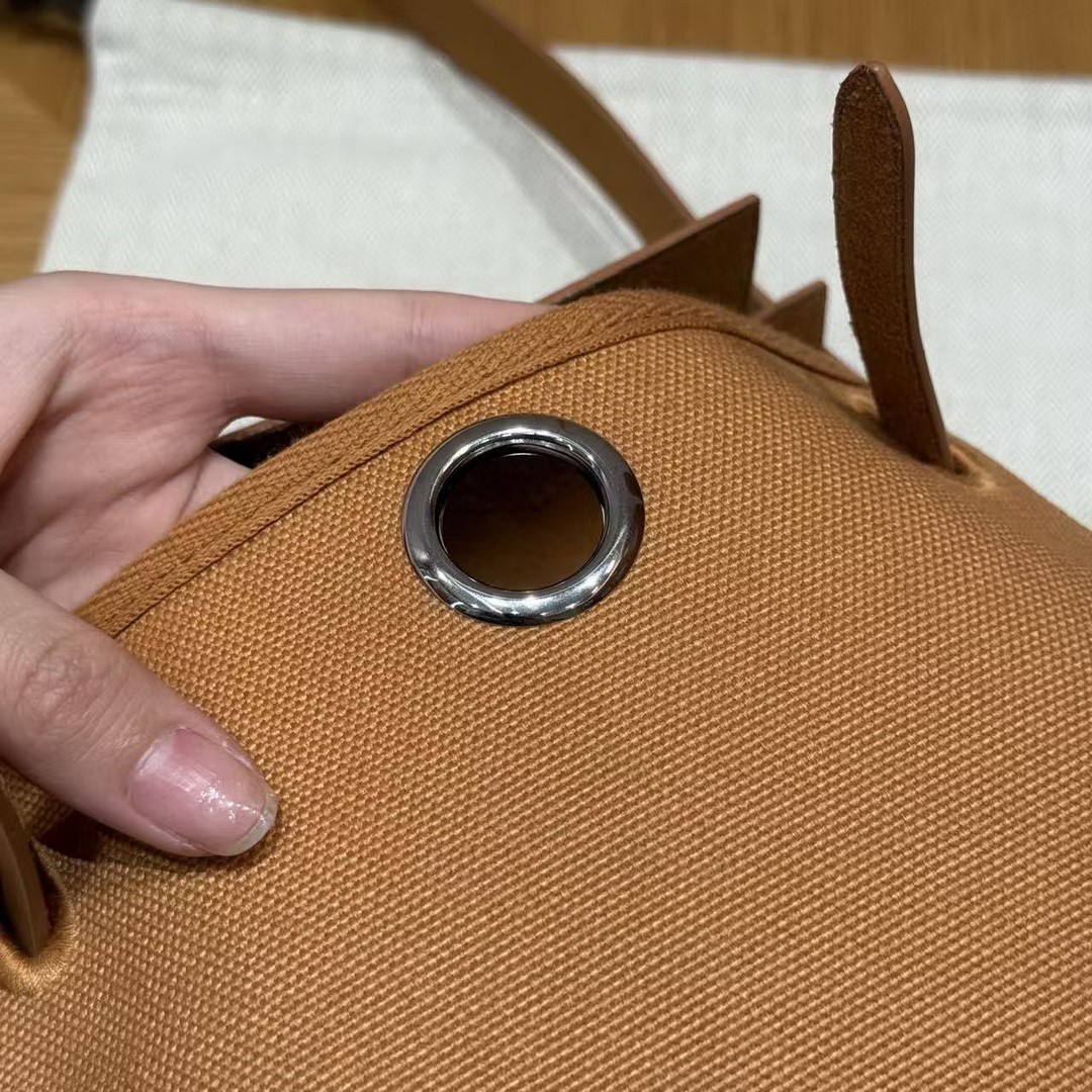 Hermes Mini Herbag Zip 20 Bag Handmade In Militaire Canvas and Hunter Cowhide Silver Hardware Naturel Sable - Image 11