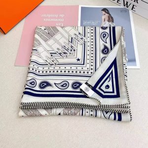 Hermes Mors a Jouets Bandana Shawl 140 70% Cashmere 30% Silk H244354S 03 - Image 19