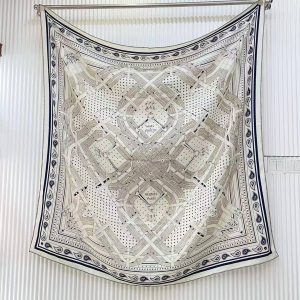 Hermes Mors a Jouets Bandana Shawl 140 70% Cashmere 30% Silk H244354S 03 - Image 18