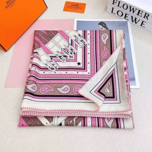Hermes Mors a Jouets Bandana Shawl 140 70% Cashmere 30% Silk H244354S 03 - Image 16
