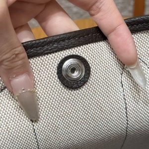 Hermes Neo Garden Party 23 Bag Handmade In Negonda Calfskin Leather And Canbas Silver Hardware Ecru Beige Ebene - Image 8