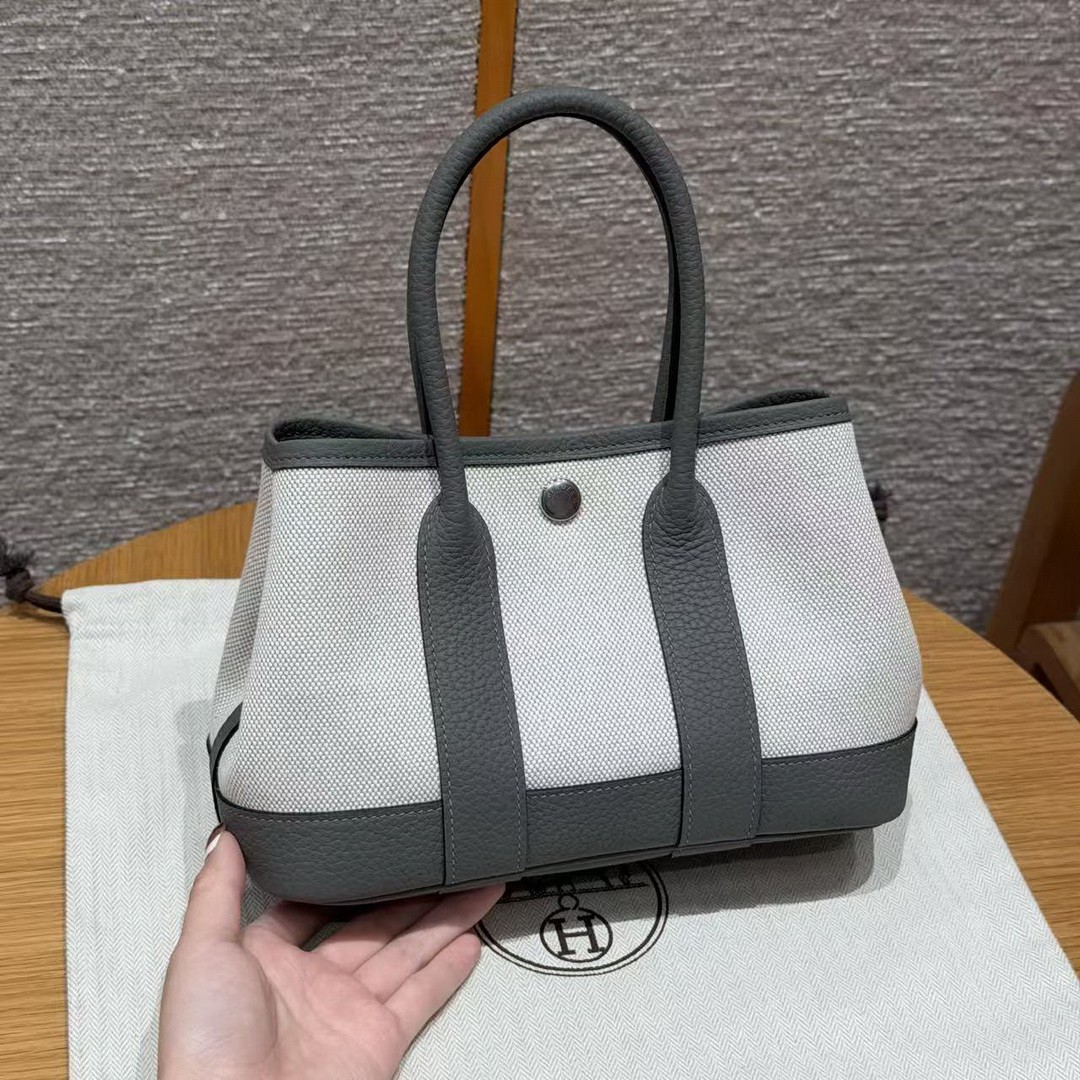 Hermes Neo Garden Party 23 Bag Ecru Noir Gris Meyer Handmade In Negonda Calfskin Leather And Canbas Silver Hardware - Image 2