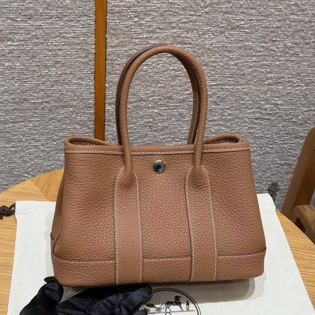 Hermes Neo Garden Party 23 Bag Handmade In Negonda Calfskin Leather Silver Hardware 37 Gold - Image 2