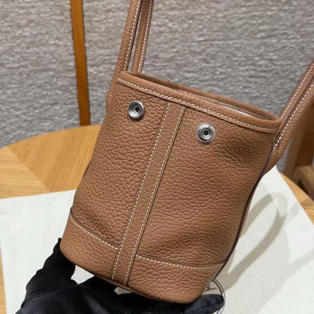 Hermes Neo Garden Party 23 Bag Handmade In Negonda Calfskin Leather Silver Hardware 37 Gold - Image 10