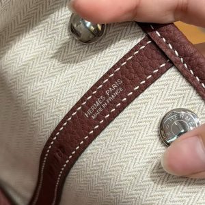 Hermes Neo Garden Party 23 Bag Handmade In Negonda Calfskin Leather Silver Hardware 55 Rouge H - Image 16