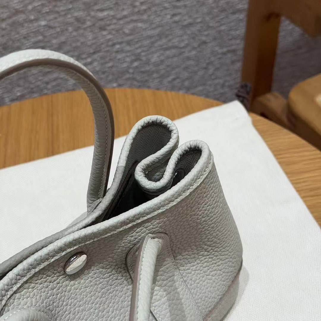 Hermes Neo Garden Party 23 Bag Handmade In Negonda Calfskin Leather Silver Hardware 8L Beton - Image 14