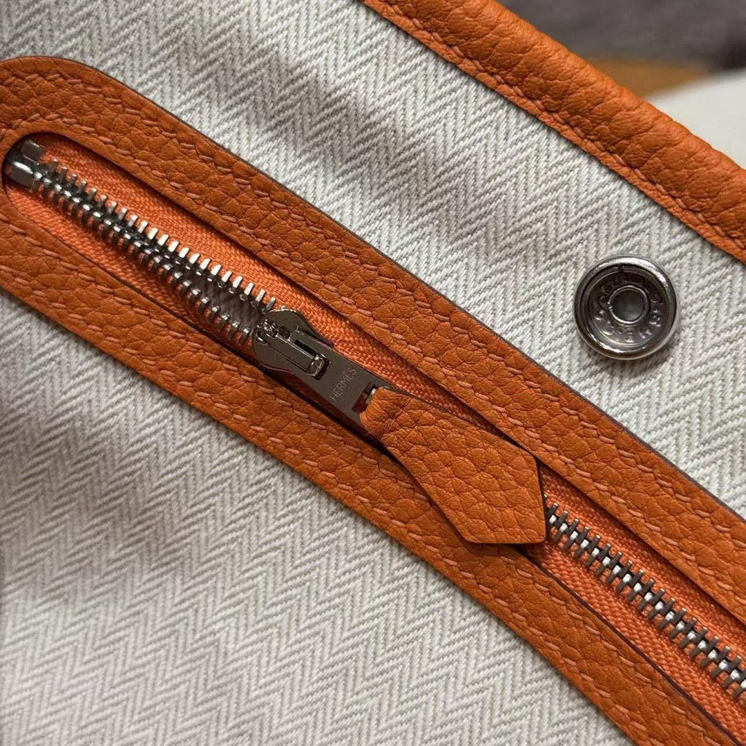 Hermes Neo Garden Party 23 Bag Handmade In Negonda Calfskin Leather Silver Hardware 93 Orange - Image 4