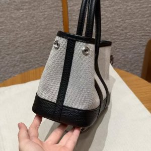Hermes Neo Garden Party 23 Bag Handmade In Negonda Calfskin Leather And Canbas Silver Hardware Ecru Noir - Image 8