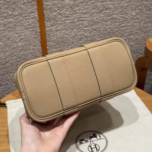 Hermes Neo Garden Party 23 Bag Handmade In Negonda Calfskin Leather Silver Hardware S2 Trench - Image 16