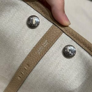 Hermes Neo Garden Party 23 Bag Handmade In Negonda Calfskin Leather Silver Hardware S2 Trench - Image 12