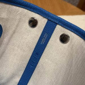 Hermes Neo Garden Party 23 Bag Handmade In Negonda Calfskin Leather Silver Hardware T7 Blue Hydra - Image 6