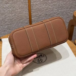 Hermes Neo Garden Party 23 Bag Handmade In Negonda Calfskin Leather And Canbas Silver Hardware Ecru Gold - Image 17