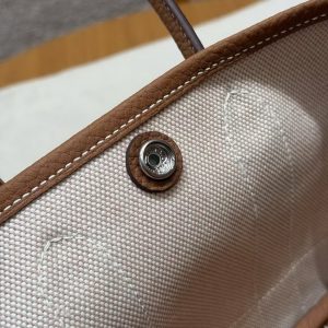 Hermes Neo Garden Party 23 Bag Handmade In Negonda Calfskin Leather And Canbas Silver Hardware Ecru Gold - Image 9