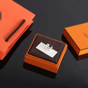 Alternative view of Hermes Osmose Ring Sterling Silver H102536B 00049