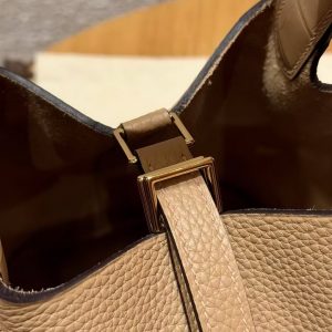 Hermes Picotin Lock 18 CM Bag Handmade In Taurillon Clemence Leather And Matte Alligator Crocodile Gold Hardware 0M Chai - Image 14