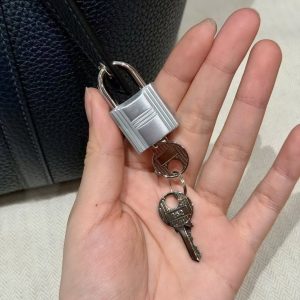 Hermes Picotin Lock 18 CM Bag Handmade In Taurillon Clemence Leather Matte Alligator Silver Hardware 2Z Blue Niut - Image 7