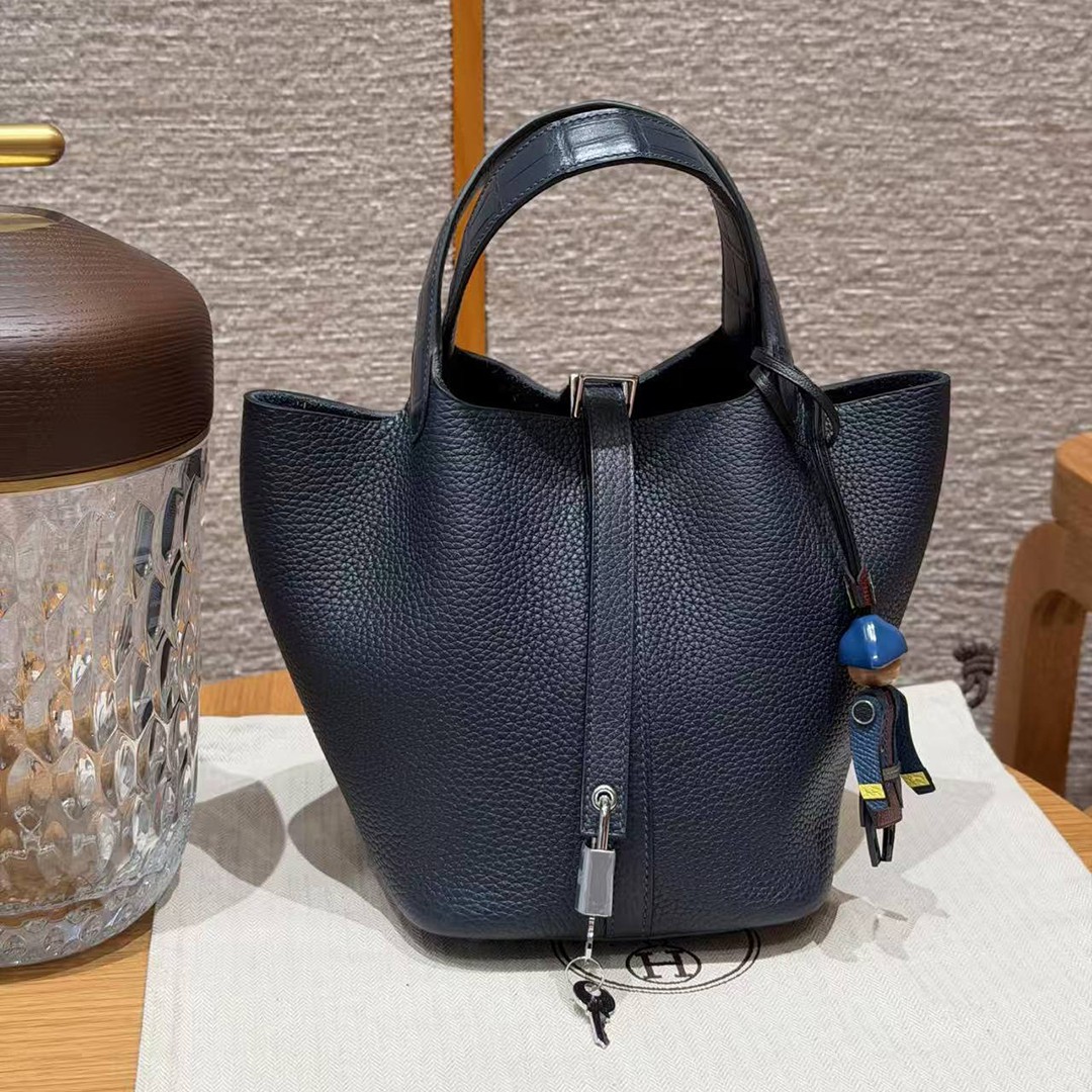 Hermes Picotin Lock 18 CM Bag Handmade In Taurillon Clemence Leather Matte Alligator Silver Hardware 2Z Blue Niut - Image 8