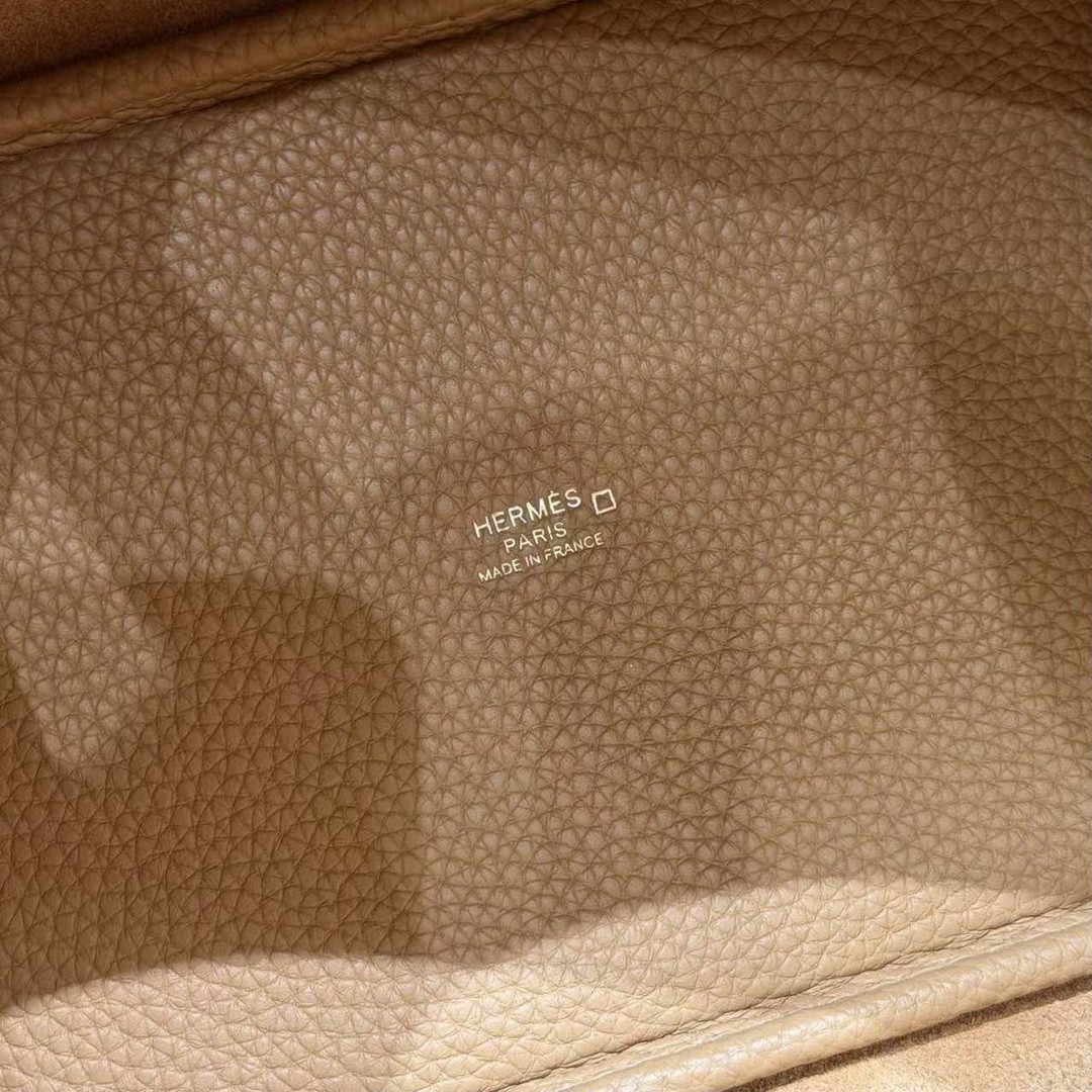 Hermes Picotin Lock 18 CM Bag Handmade In Taurillon Clemence Leather And Matte Alligator Crocodile Gold Hardware 0M Chai - Image 16