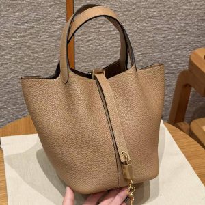 Hermes Picotin Lock 18 CM Bag Handmade In Taurillon Clemence Leather And Matte Alligator Crocodile Gold Hardware 0M Chai