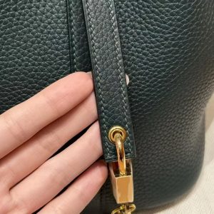 Hermes Picotin Lock 18 CM Bag Handmade In Taurillon Clemence Leather and Matte Alligator Gold Hardware 6O Vert Cypres - Image 8