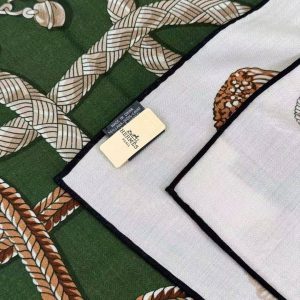 Hermes Palefroi Shawl 140 70% Cashmere 30% Silk H241423S 03 - Image 3