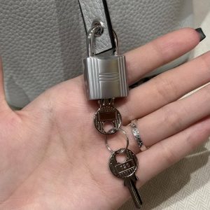 Hermes Picotin Lock 18 CM Bag Handmade In Taurillon Clemence Leather Sliver Hardware 08 Blue Pale - Image 7