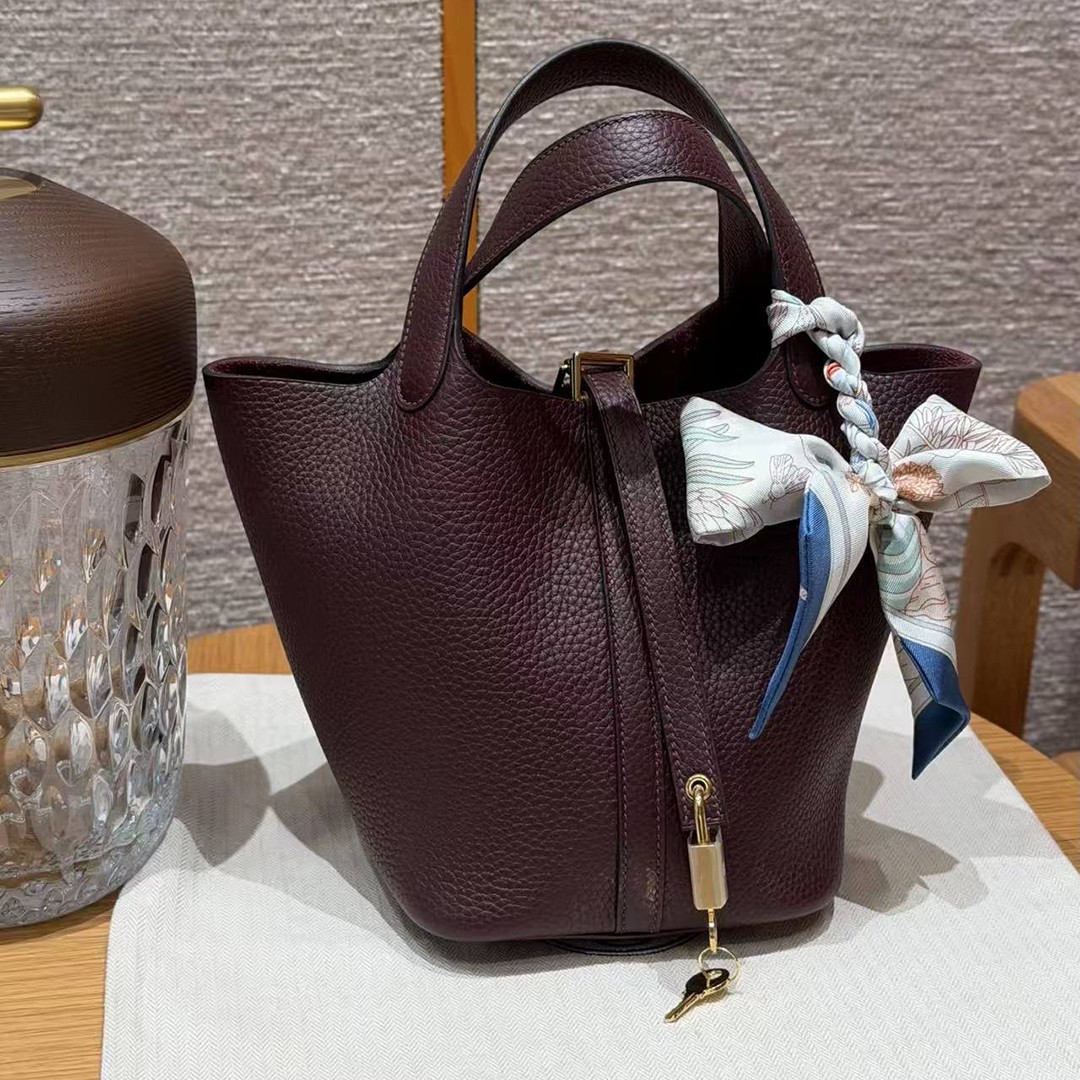 Hermes Picotin Lock 18 CM Bag Handmade In Taurillon Clemence Leather Gold Hardware 0G Rouge Seller - Image 9