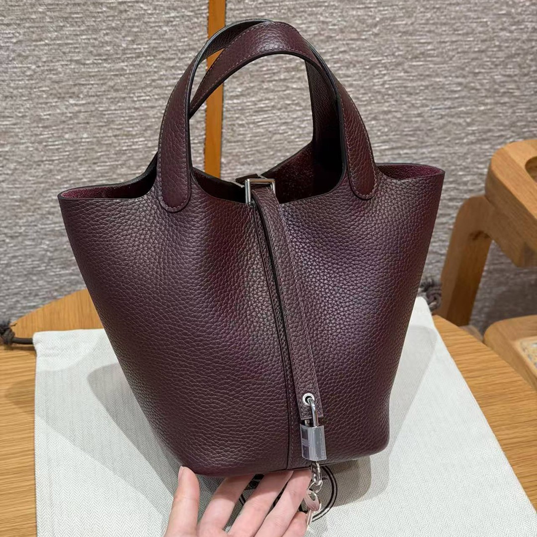 Hermes Picotin Lock 18 CM Bag Handmade In Taurillon Clemence Leather Silver Hardware 0G Rouge Seller