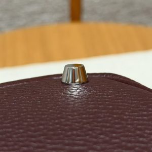Hermes Picotin Lock 18 CM Bag Handmade In Taurillon Clemence Leather Silver Hardware 0G Rouge Seller - Image 4
