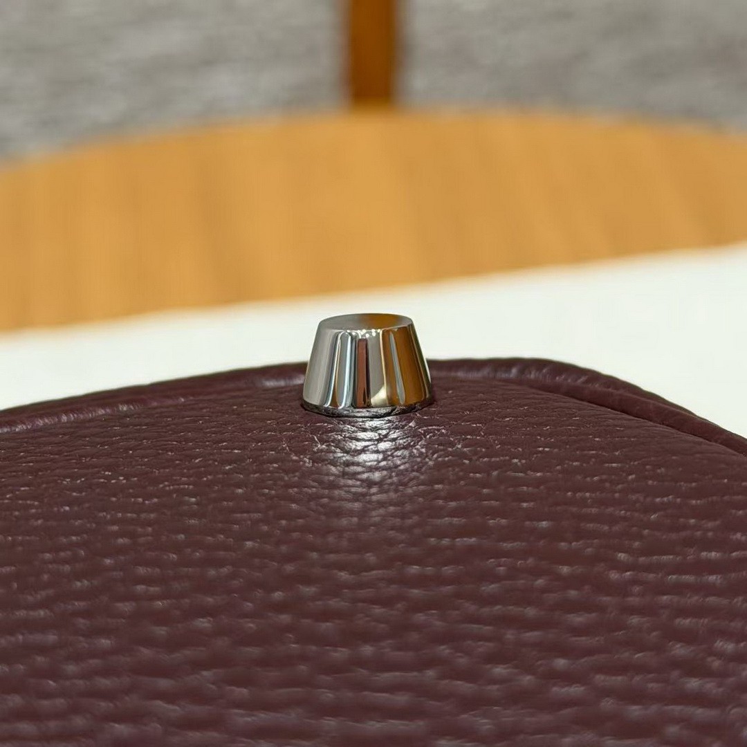 Hermes Picotin Lock 18 CM Bag Handmade In Taurillon Clemence Leather Silver Hardware 0G Rouge Seller - Image 4