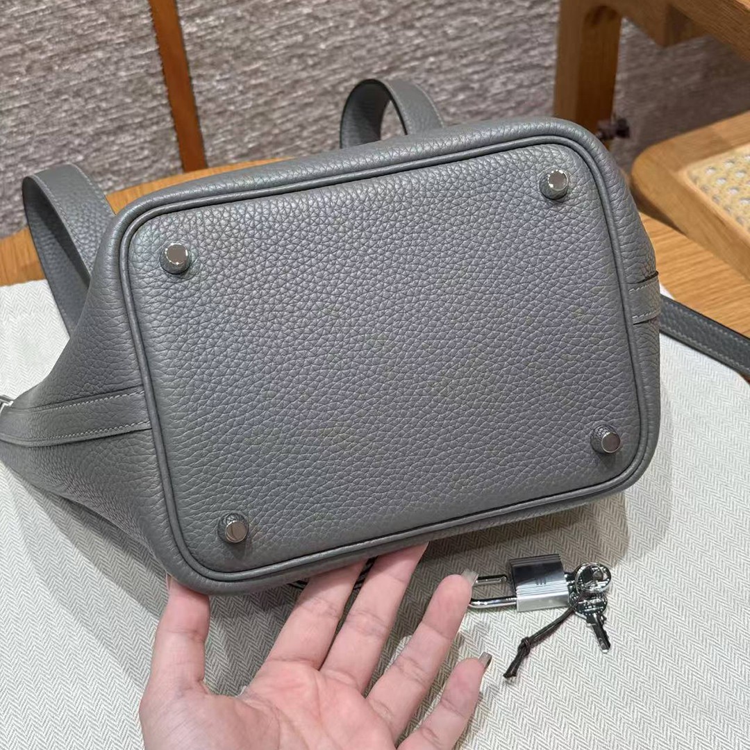 Hermes Picotin Lock 18 CM Bag Handmade In Taurillon Clemence Leather Silver Hardware 0L Gris Meyer - Image 13