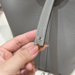 Hermes Picotin Lock 18 CM Bag Handmade In Taurillon Clemence Leather Silver Hardware 0L Gris Meyer - Image 10
