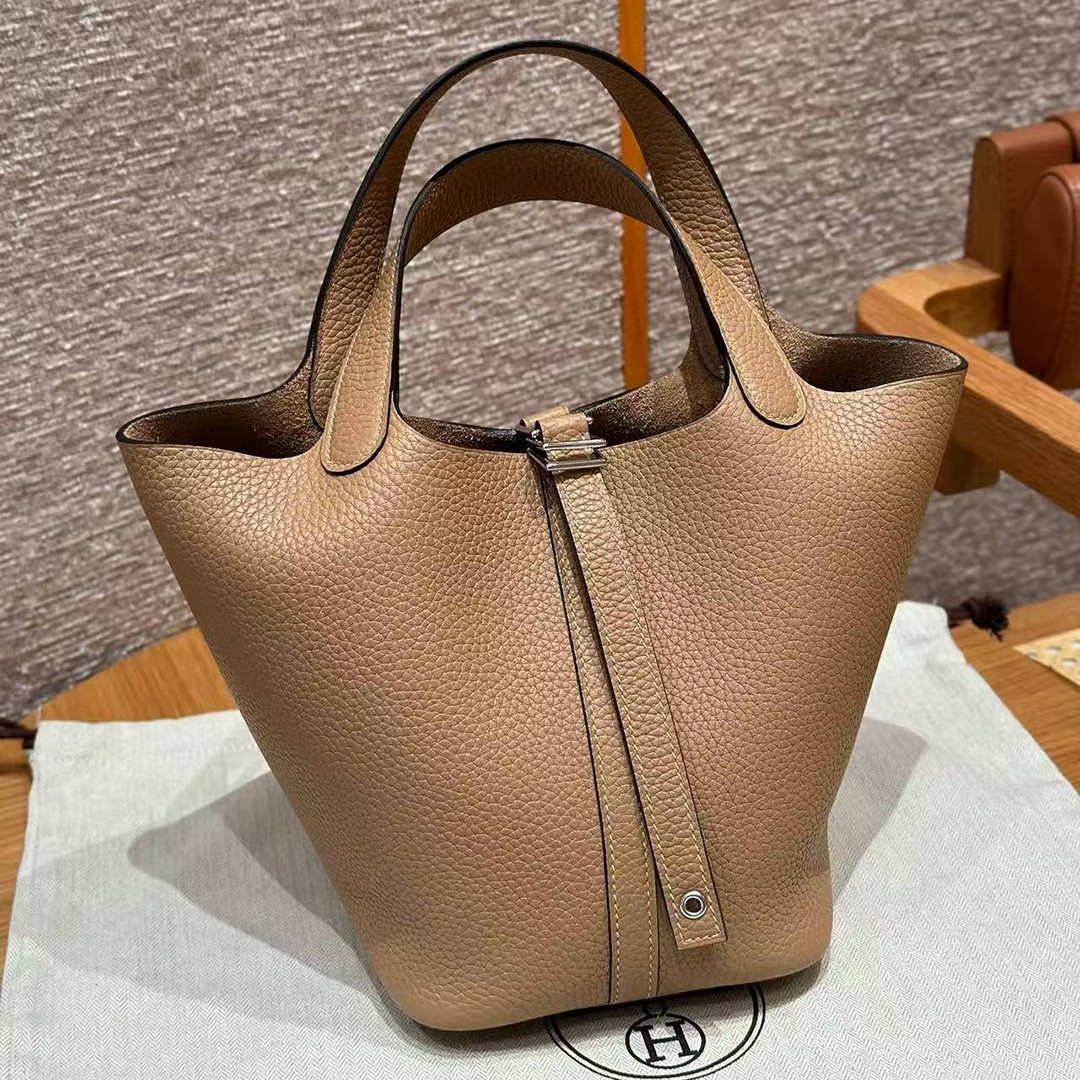 Hermes Picotin Lock 18 CM Bag Handmade In Taurillon Clemence Leather Silver Hardware 0M Chai
