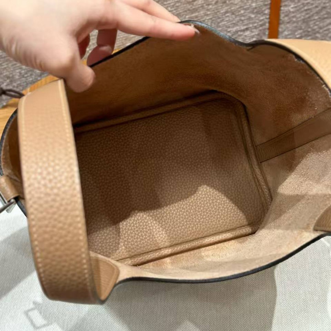 Hermes Picotin Lock 18 CM Bag Handmade In Taurillon Clemence Leather Silver Hardware 0M Chai - Image 4