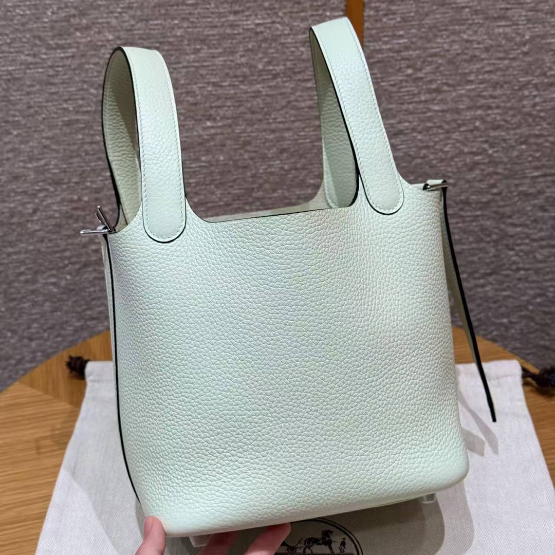 Hermes Picotin Lock 18 CM Bag Handmade In Taurillon Clemence Leather Silver Hardware 0S Vert Fizz - Image 17