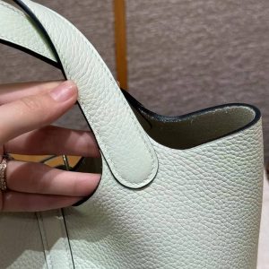 Hermes Picotin Lock 18 CM Bag Handmade In Taurillon Clemence Leather Silver Hardware 0S Vert Fizz - Image 8
