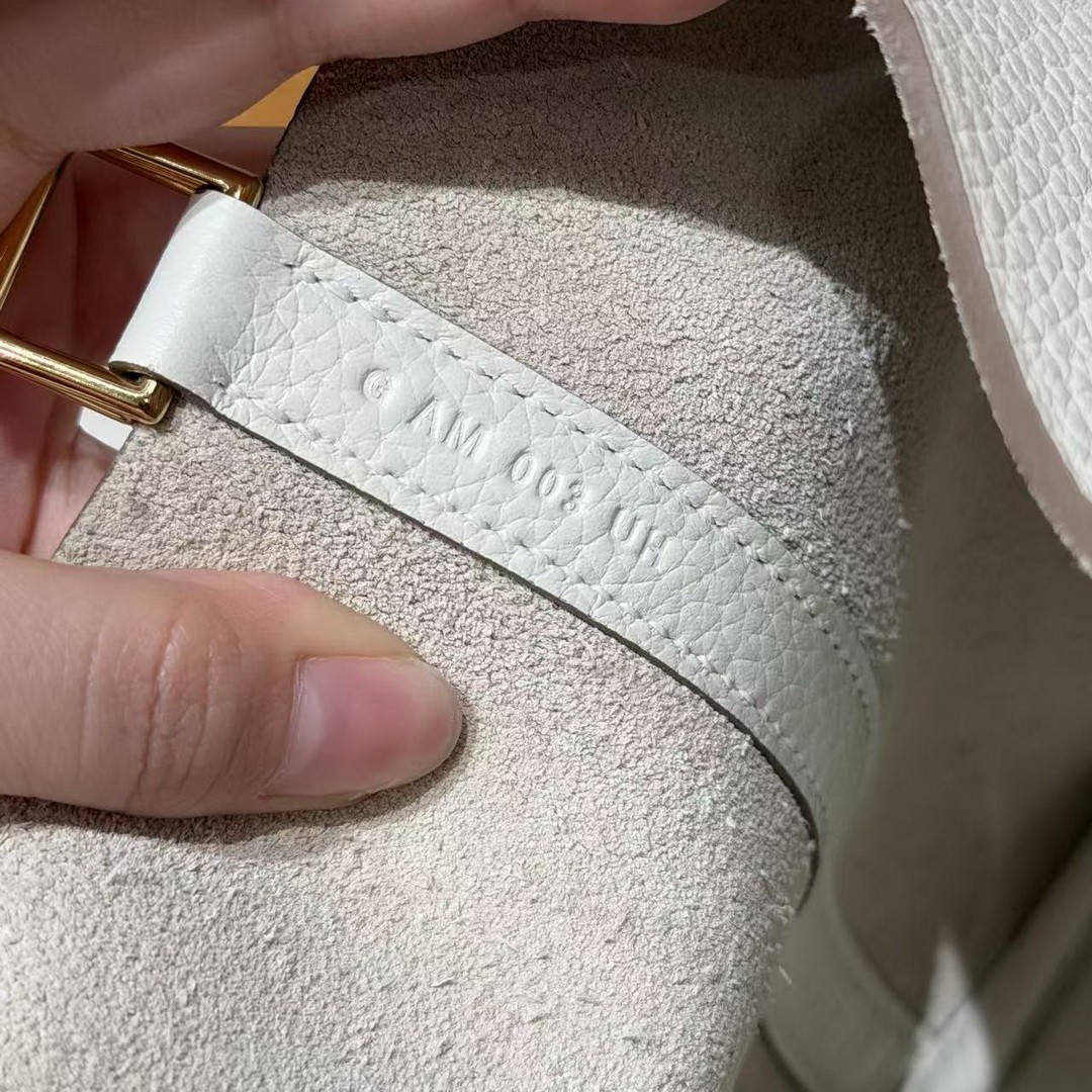 Hermes Picotin Lock 18 CM Bag Handmade In Taurillon Clemence Leather Gold Hardware 0T Mushroom - Image 17