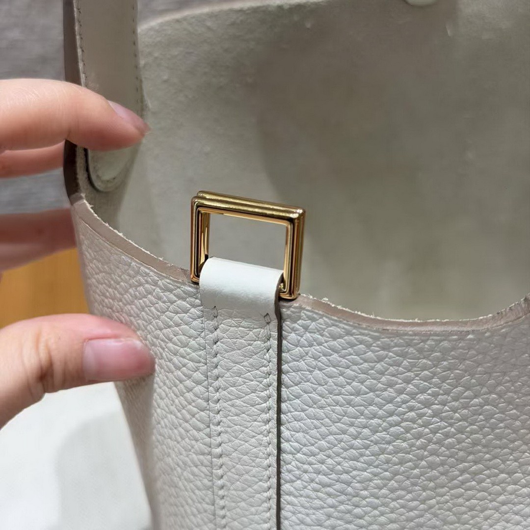 Hermes Picotin Lock 18 CM Bag Handmade In Taurillon Clemence Leather Gold Hardware 0T Mushroom - Image 7