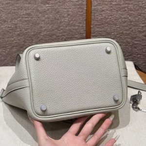 Hermes Picotin Lock 18 CM Bag Handmade In Taurillon Clemence Leather Silver Hardware 0W Gris Neve - Image 14