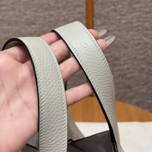 Hermes Picotin Lock 18 CM Bag Handmade In Taurillon Clemence Leather Silver Hardware 0W Gris Neve - Image 10