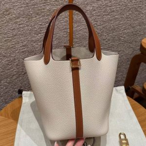 Hermes Picotin Lock 18 CM Bag Handmade In Taurillon Clemence Leather Swift Gold Hardware 10 Craie 37 Gold - Image 17