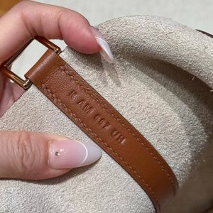 Hermes Picotin Lock 18 CM Bag Handmade In Taurillon Clemence Leather Swift Gold Hardware 10 Craie 37 Gold - Image 11