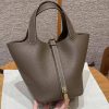 Hermes Picotin Lock 18 CM Bag Handmade In Taurillon Clemence Leather Gold Hardware 18 Etoupe
