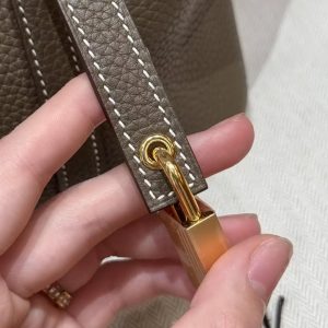 Hermes Picotin Lock 18 CM Bag Handmade In Taurillon Clemence Leather Gold Hardware 18 Etoupe - Image 11