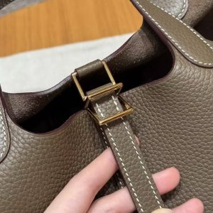 Hermes Picotin Lock 18 CM Bag Handmade In Taurillon Clemence Leather Gold Hardware 18 Etoupe - Image 10