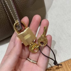 Hermes Picotin Lock 18 CM Bag Handmade In Taurillon Clemence Leather Gold Hardware 18 Etoupe - Image 9