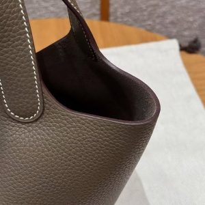 Hermes Picotin Lock 18 CM Bag Handmade In Taurillon Clemence Leather Gold Hardware 18 Etoupe - Image 7