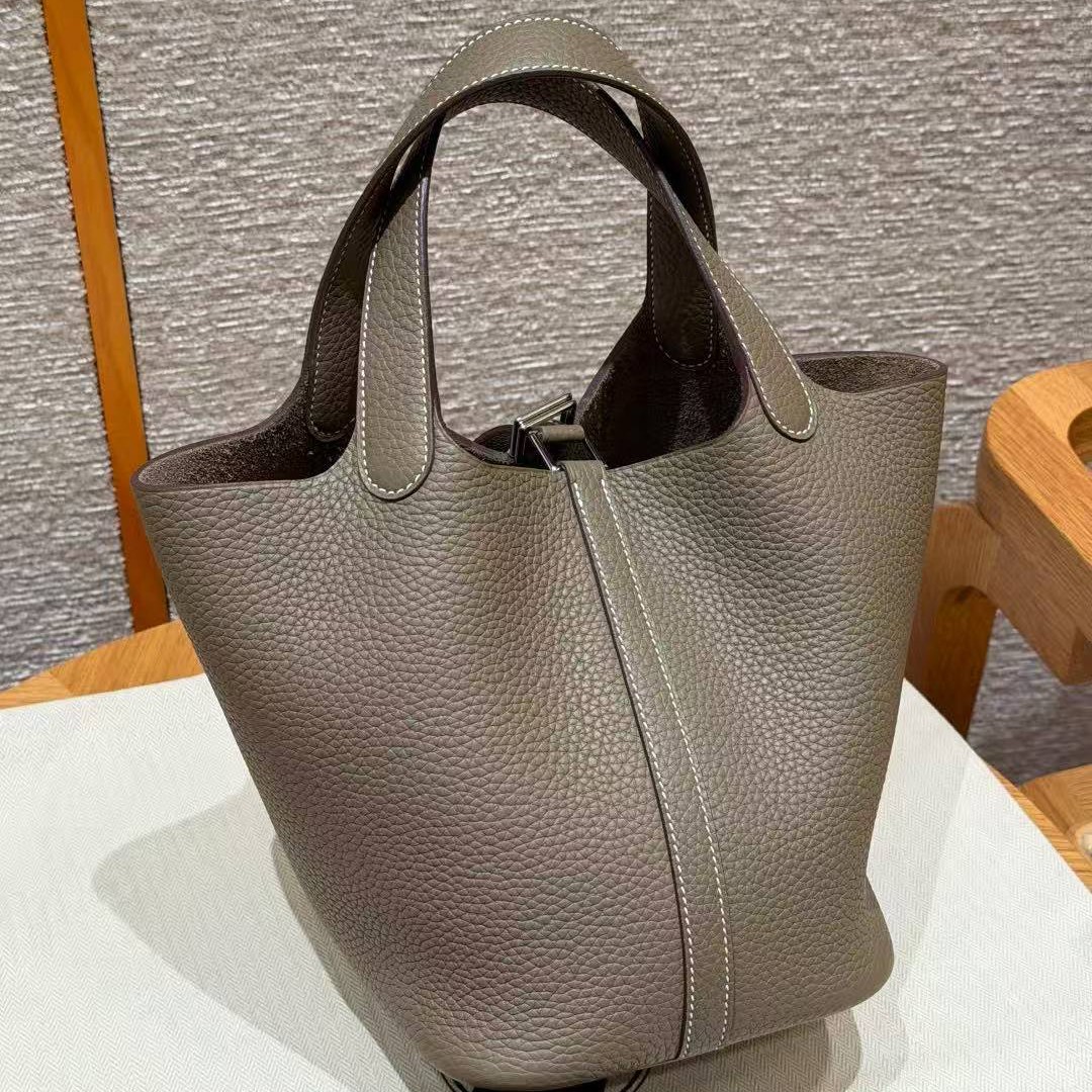 Hermes Picotin Lock 18 CM Bag Handmade In Taurillon Clemence Leather Silver Hardware 18 Etoupe - Image 2