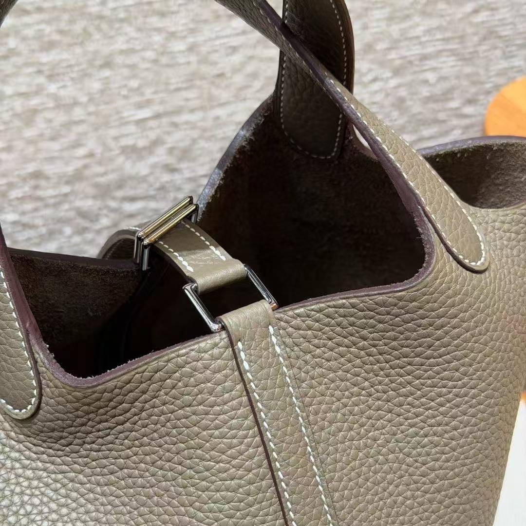Hermes Picotin Lock 18 CM Bag Handmade In Taurillon Clemence Leather Silver Hardware 18 Etoupe - Image 12